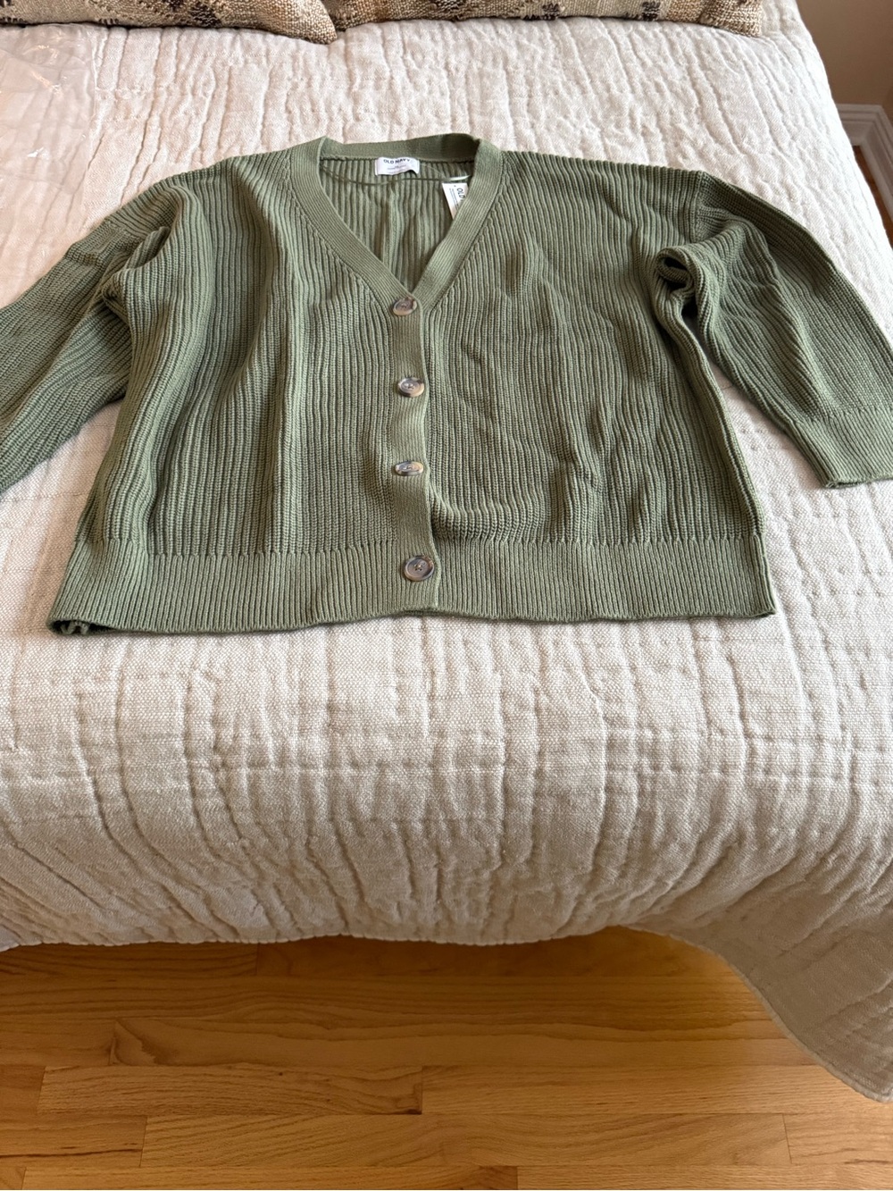 Old Navy Olive Green V-Neck Button Front Women's Sweater Cardigan